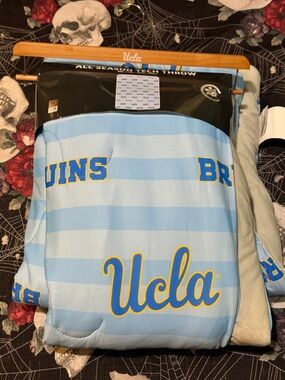 NWT NORTHWEST UCLA BRUINS BLUE/GOLD ALL SEASON TECH THROW OVERSIZED BLANKET RARE
